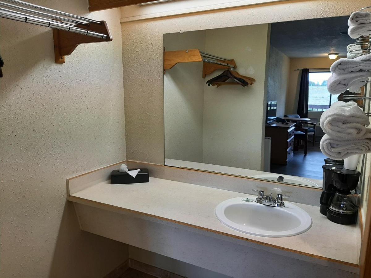 Centralia Inn Экстерьер фото